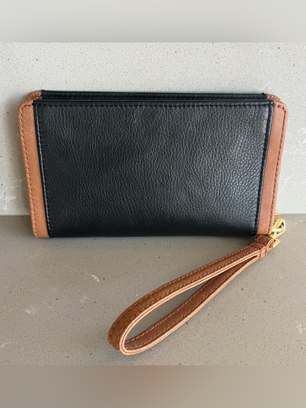 Hammitt Bryant Contrast Trim Continental Wristlet Wallet North End Brushed Gold - Picture 3 of 13